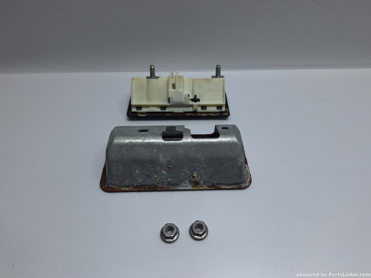 Switch haion VOLKSWAGEN PASSAT Variant (365) [ 2010 - 2014 ], VOLKSWAGEN PASSAT (365) [ 2010 - 2014 ] 1.6 TDi BlueMotion (CAYC) 77KW|105HP OEM 5N0827566T