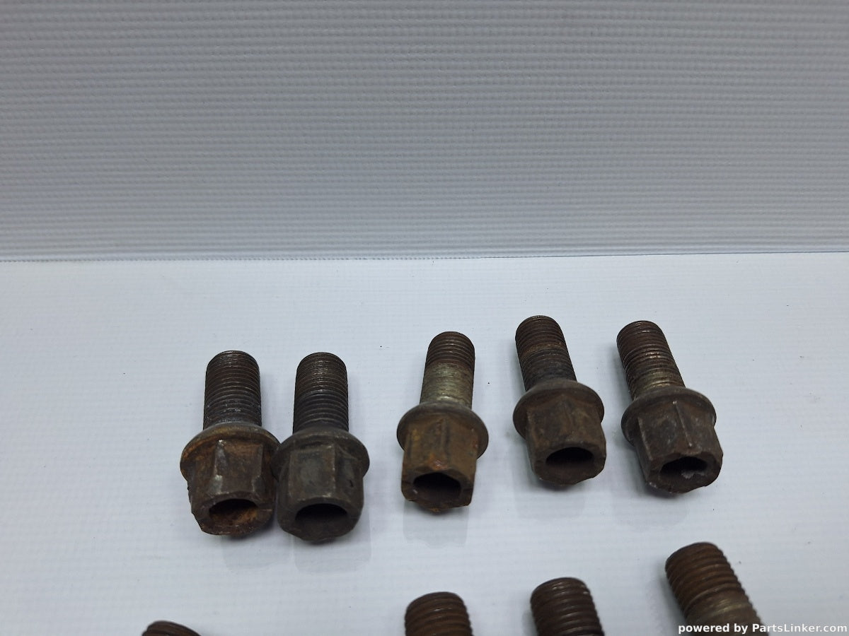 Prezoane roti VOLKSWAGEN PASSAT (365) [ 2010 - 2014 ] 1.6 TDi BlueMotion (CAYC) 77KW|105HP WHT001812