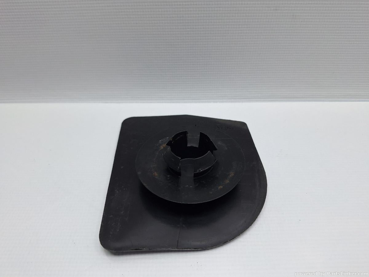 Capac podea dreapta VOLKSWAGEN PASSAT (365) [ 2010 - 2014 ] 1.6 TDi BlueMotion (CAYC) 77KW|105HP OEM 3C0825962