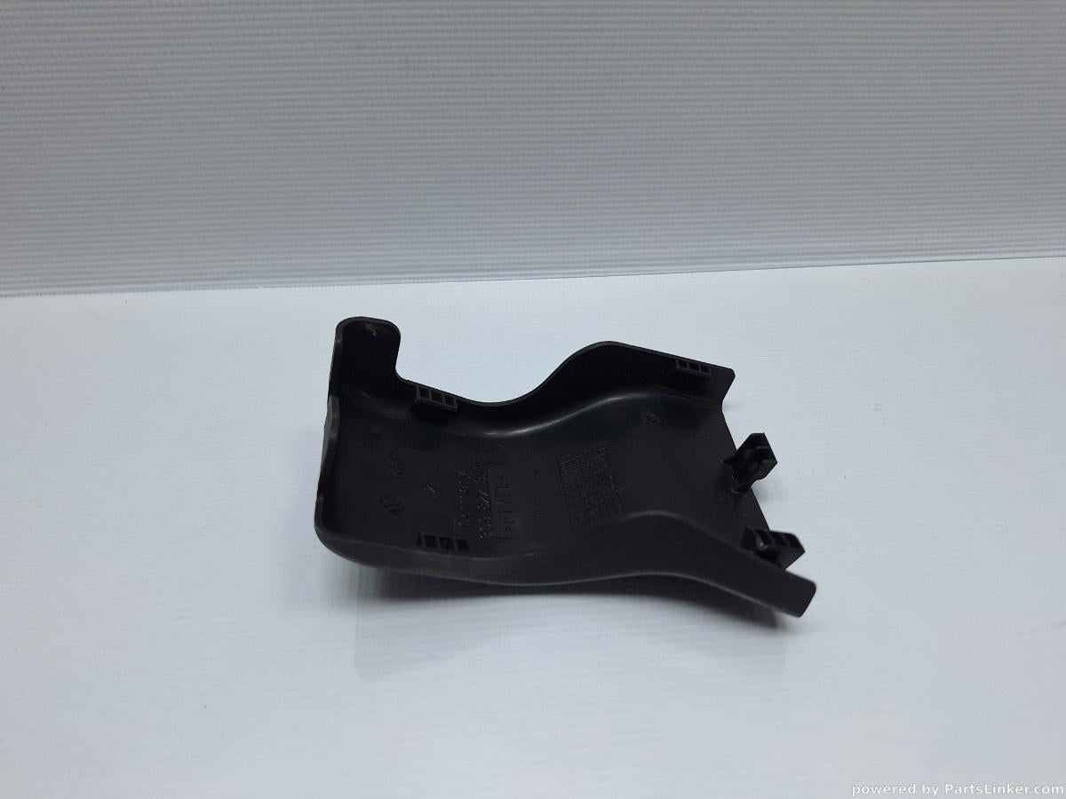 Capac balama haion Stanga VOLKSWAGEN PASSAT (365) [ 2010 - 2014 ] 1.6 TDi BlueMotion (CAYC) 77KW|105HP OEM 3C9827351B