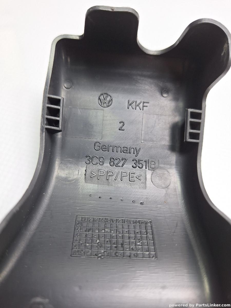 Capac balama haion Stanga VOLKSWAGEN PASSAT (365) [ 2010 - 2014 ] 1.6 TDi BlueMotion (CAYC) 77KW|105HP OEM 3C9827351B