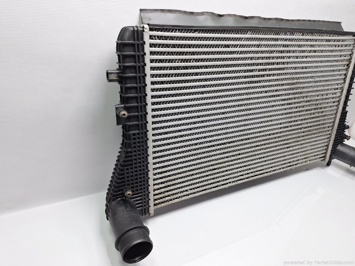Radiator intercooler VOLKSWAGEN PASSAT (365) [ 2010 - 2014 ] 1.6 TDi BlueMotion (CAYC) 77KW|105HP OEM 3C0145805AM