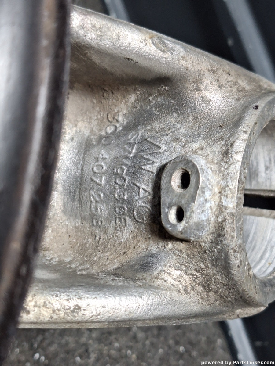 Fuzeta dreapta fata VOLKSWAGEN PASSAT (365) [ 2010 - 2014 ] 1.6 TDi BlueMotion (CAYC) 77KW|105HP 3C0407258F