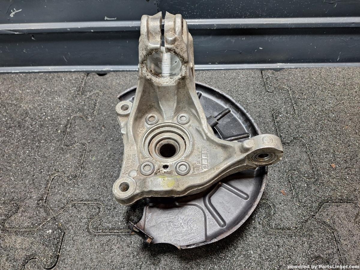 Fuzeta dreapta fata VOLKSWAGEN PASSAT (365) [ 2010 - 2014 ] 1.6 TDi BlueMotion (CAYC) 77KW|105HP OEM 3C0407258F