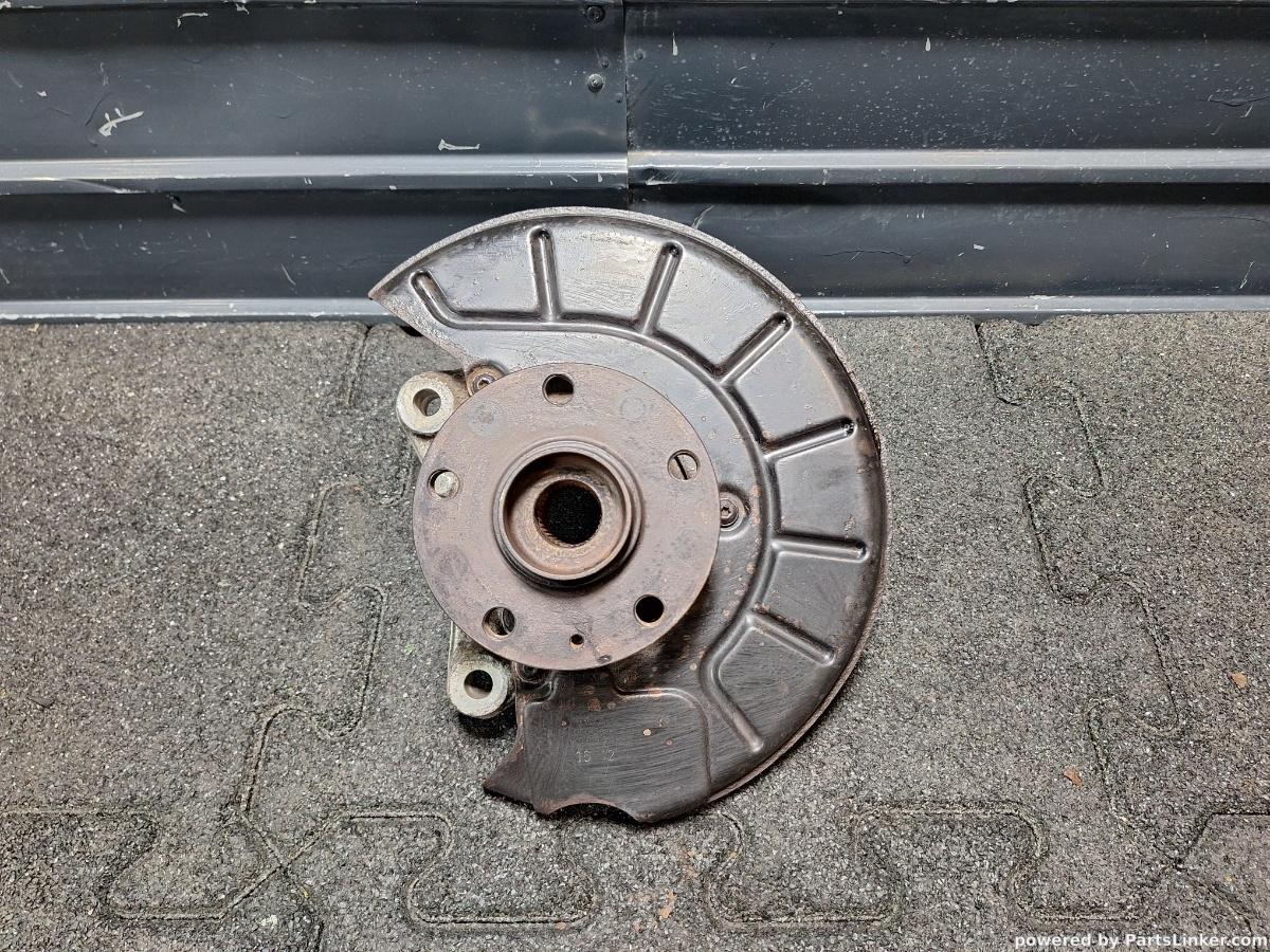 Fuzeta stanga fata VOLKSWAGEN PASSAT (365) [ 2010 - 2014 ] 1.6 TDi BlueMotion (CAYC) 77KW|105HP OEM 3C0407257F