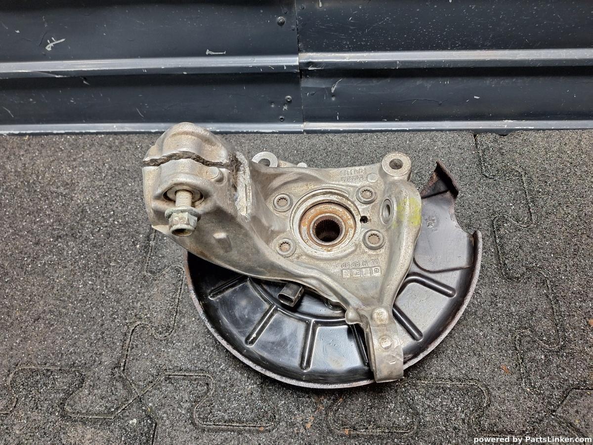 Fuzeta stanga fata VOLKSWAGEN PASSAT (365) [ 2010 - 2014 ] 1.6 TDi BlueMotion (CAYC) 77KW|105HP OEM 3C0407257F