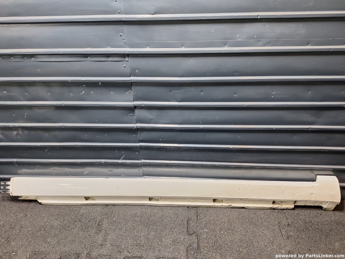 Ornament prag dreapta VOLKSWAGEN PASSAT (365) [ 2010 - 2014 ] 1.6 TDi BlueMotion (CAYC) 77KW|105HP 3AA853092C