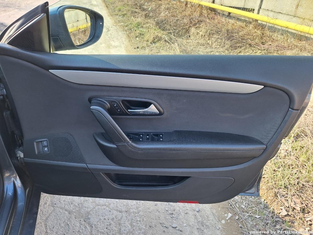 Panou usa dreapta fata VOLKSWAGEN PASSAT CC (357) [ 2008 - 2012 ] TDI (CBAB, CFFB) 103KW|140HP OEM 3C8867012BK