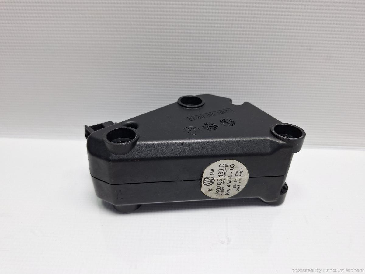 Amplificator audio VOLKSWAGEN GOLF V (1K1) [ 2003 - 2009 ] TDI 16V (BKD) 103KW|140HP OEM 1K0035463D