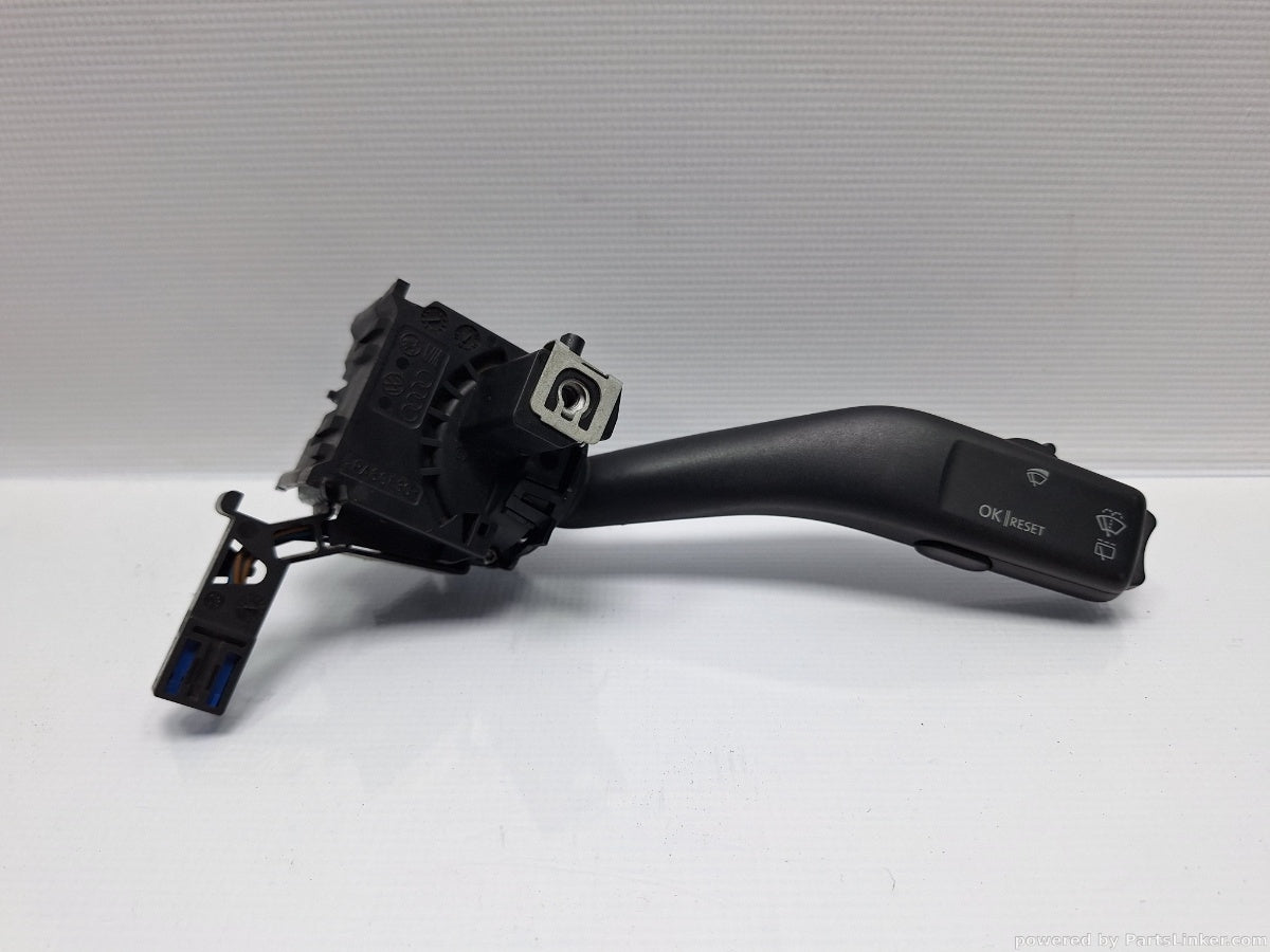 Maneta stergatoare VOLKSWAGEN GOLF V (1K1) [ 2003 - 2009 ] TDI 16V (BKD) 103KW|140HP 1K0953519A