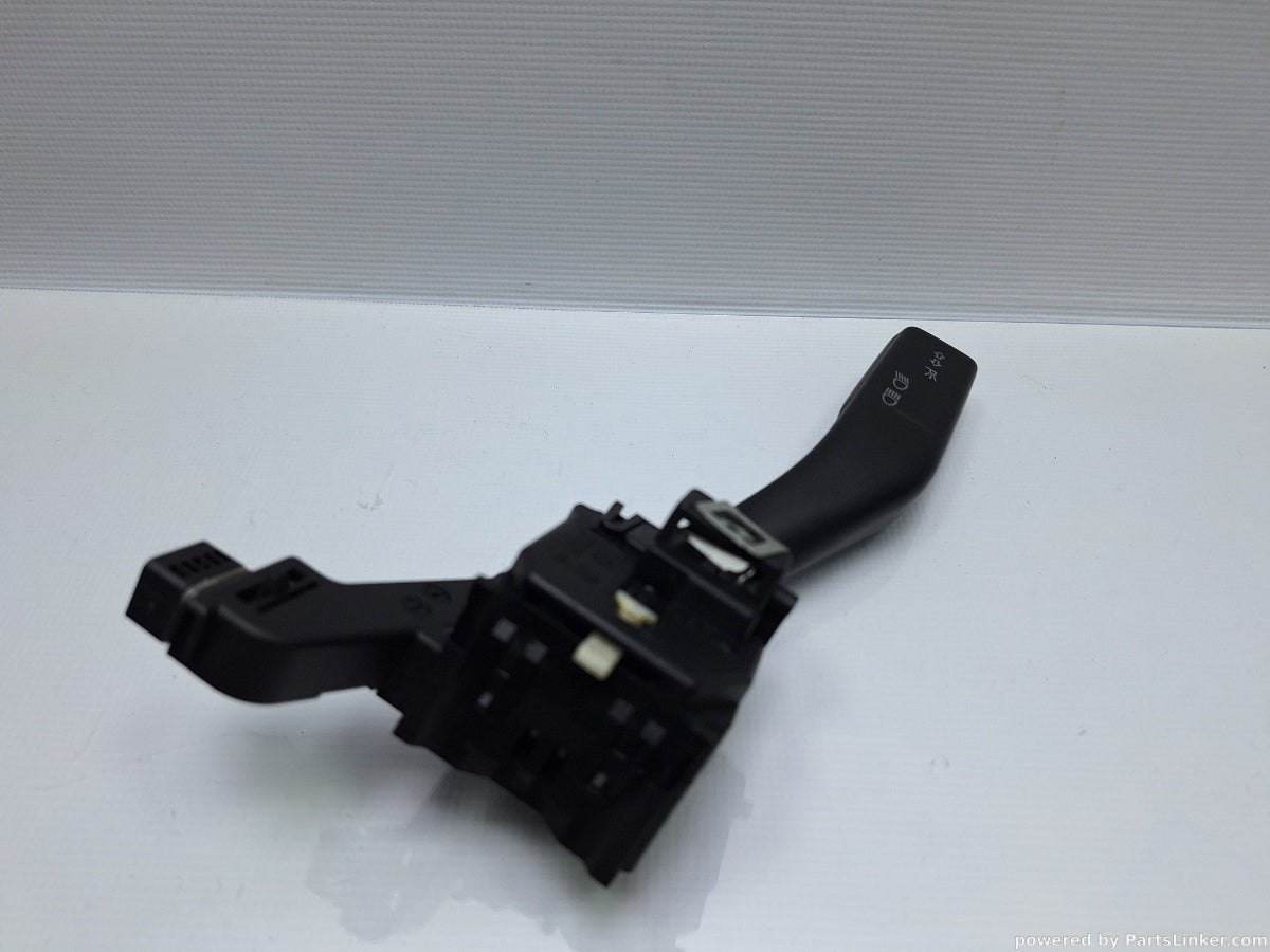 Maneta semnalizare VOLKSWAGEN GOLF V (1K1) [ 2003 - 2009 ] TDI 16V (BKD) 103KW|140HP 1K0953513