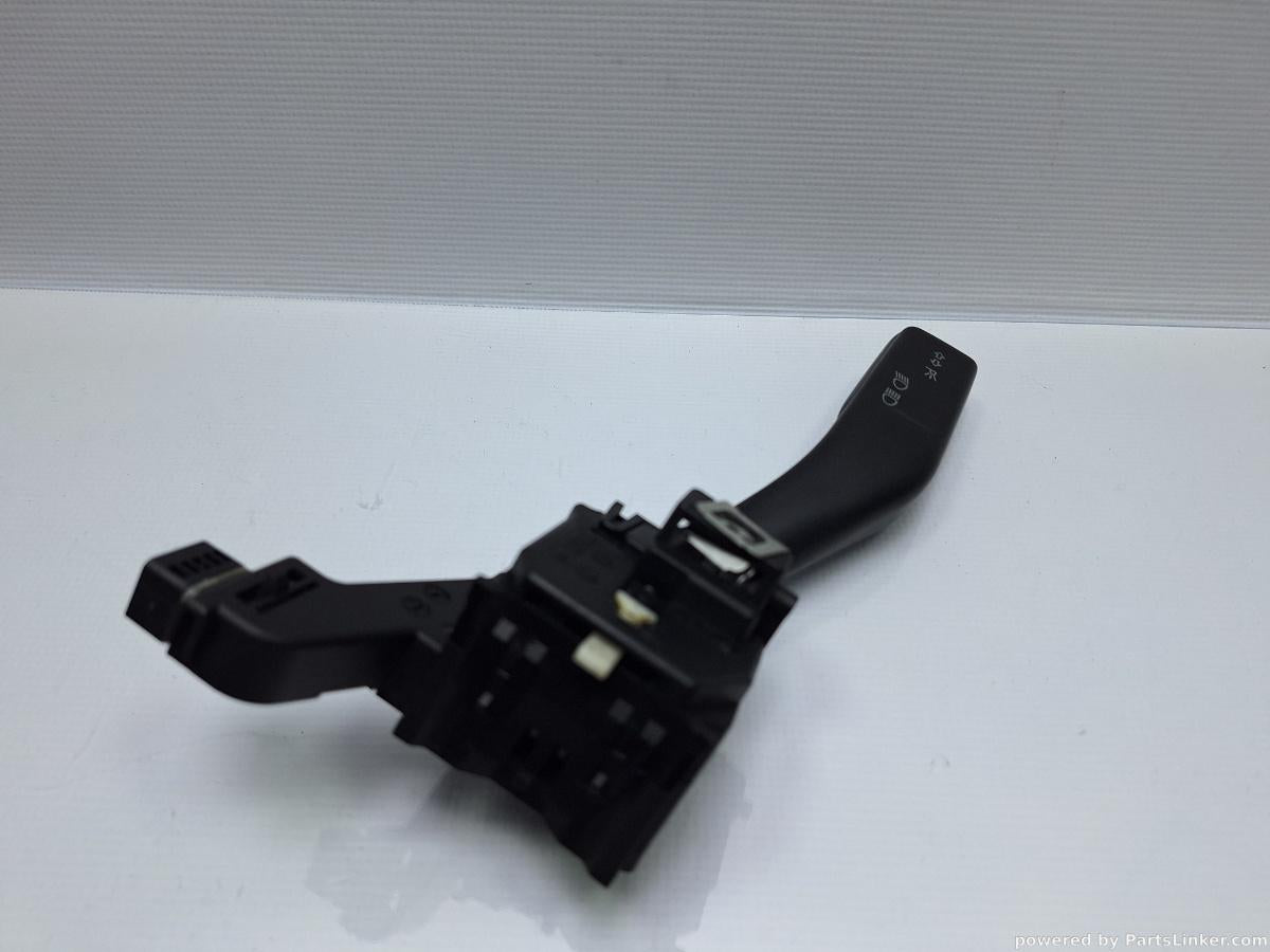 Maneta semnalizare VOLKSWAGEN GOLF V (1K1) [ 2003 - 2009 ] TDI 16V (BKD) 103KW|140HP OEM 1K0953513