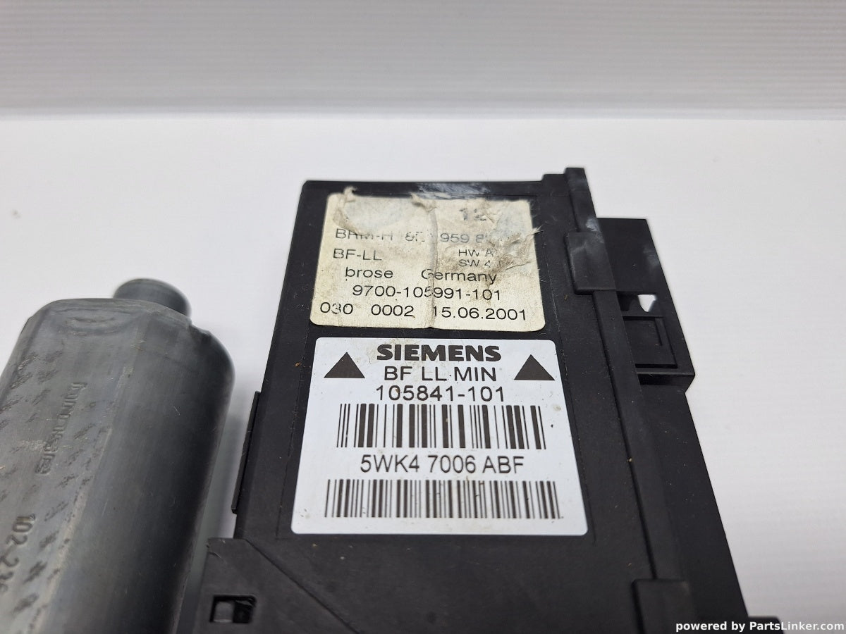 Motoras macara geam dreapta fata AUDI A4 II (8E2, B6) [ 2000 - 2005 ] 2.0 (ALT) 96KW|130HP 8E1959802B