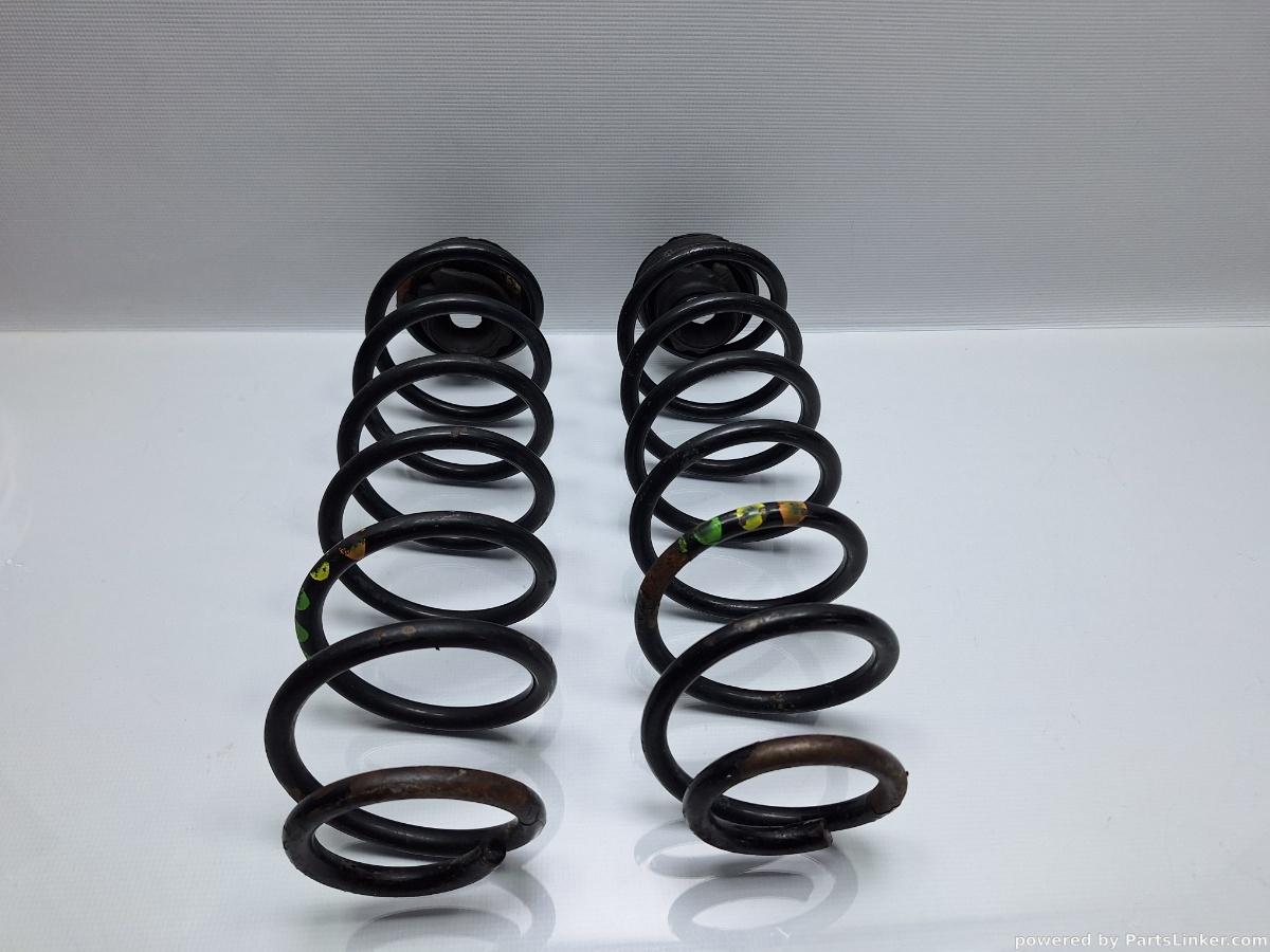 Arcuri spate VOLKSWAGEN GOLF IV (1J1) [ 1997 - 2007 ] 1.6 (AWB) 78KW|107HP