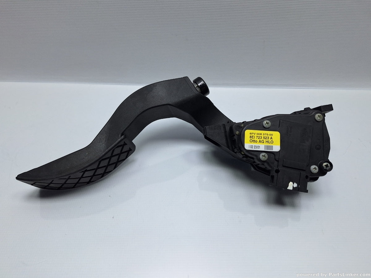 Pedala acceleratie AUDI A4 II (8E2, B6) [ 2000 - 2005 ] 2.0 (ALT) 96KW|130HP 8E1723523A