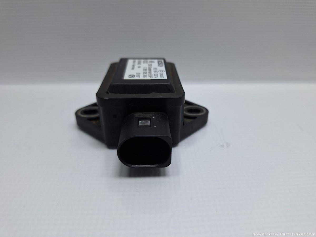 Senzor ESP AUDI A4 II (8E2, B6) [ 2000 - 2005 ] 2.0 (ALT) 96KW|130HP BOSCH 0265005245 OEM 8E0907637A