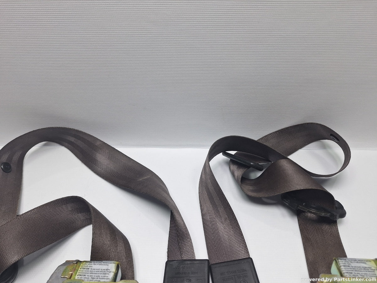 Centuri fata AUDI A4 II (8E2, B6) [ 2000 - 2005 ] 2.0 (ALT) 96KW|130HP 8E0857705B / 8E0857706B