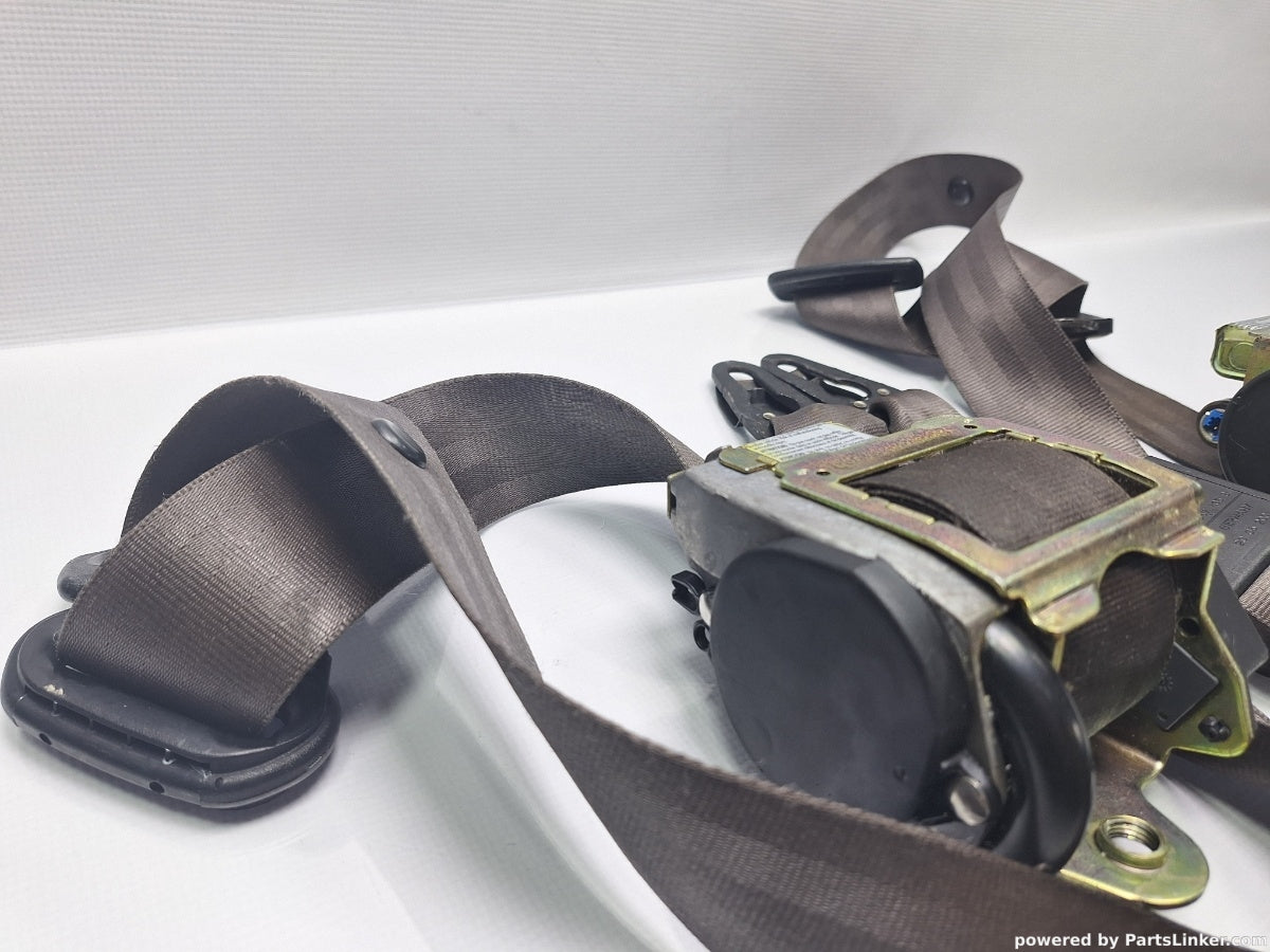 Centuri fata AUDI A4 II (8E2, B6) [ 2000 - 2005 ] 2.0 (ALT) 96KW|130HP 8E0857705B / 8E0857706B