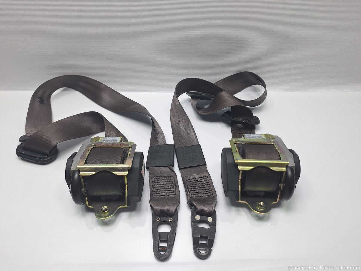 Centuri fata AUDI A4 II (8E2, B6) [ 2000 - 2005 ] 2.0 (ALT) 96KW|130HP 8E0857705B / 8E0857706B