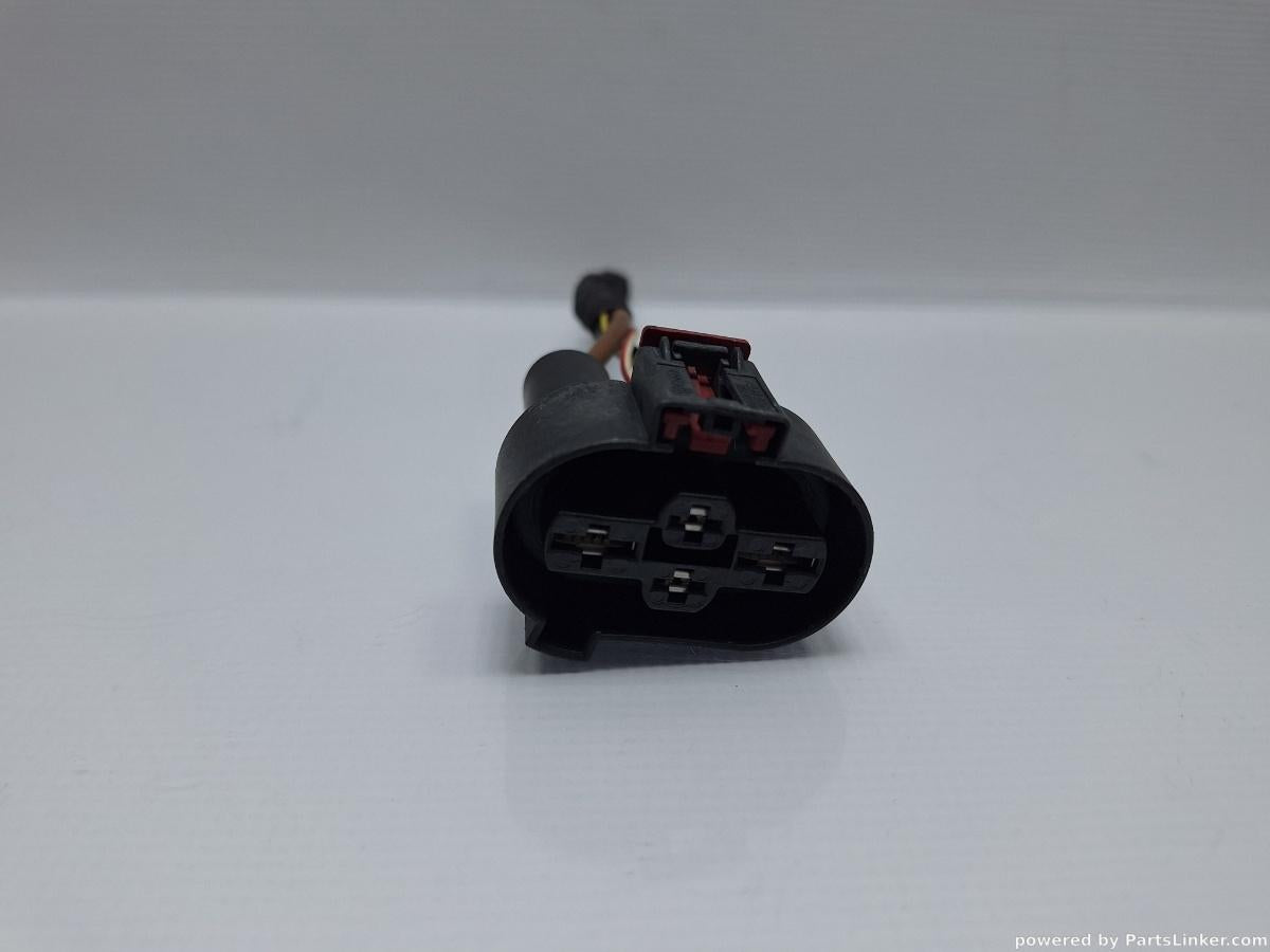 Conector electroventilaor racire VOLKSWAGEN GOLF V (1K1) [ 2003 - 2009 ] TDI (BKC, BLS, BXE) 77KW|105HP OEM 1K0906234
