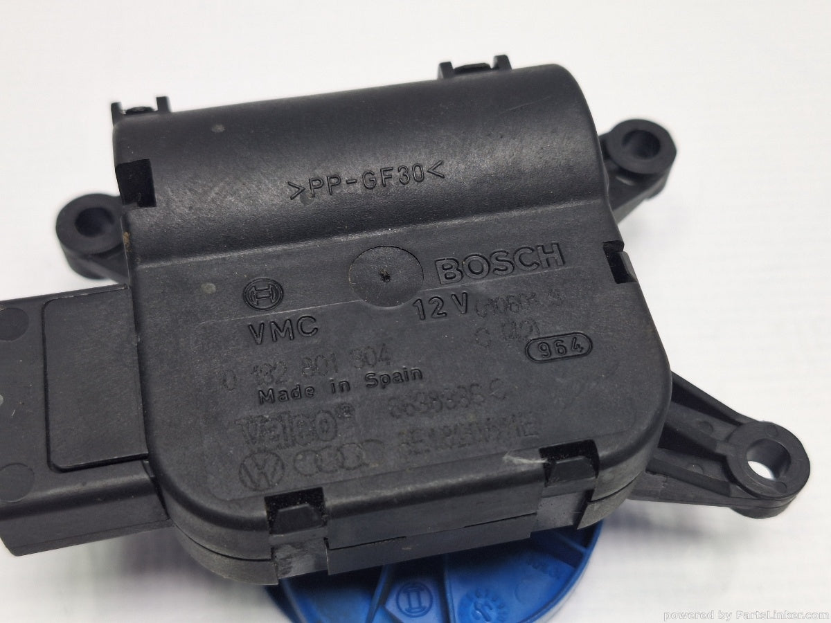Motoras clapeta aeroterma AUDI A4 II (8E2, B6) [ 2000 - 2005 ] 2.0 (ALT) 96KW|130HP BOSCH 0132801304 8E1820511E