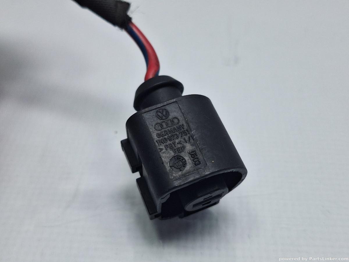 Conector bobina electromotor VOLKSWAGEN PASSAT Variant (3C5) [ 2005 - 2011 ] TDI (CBDC) 81KW|110HP OEM 1K0973751