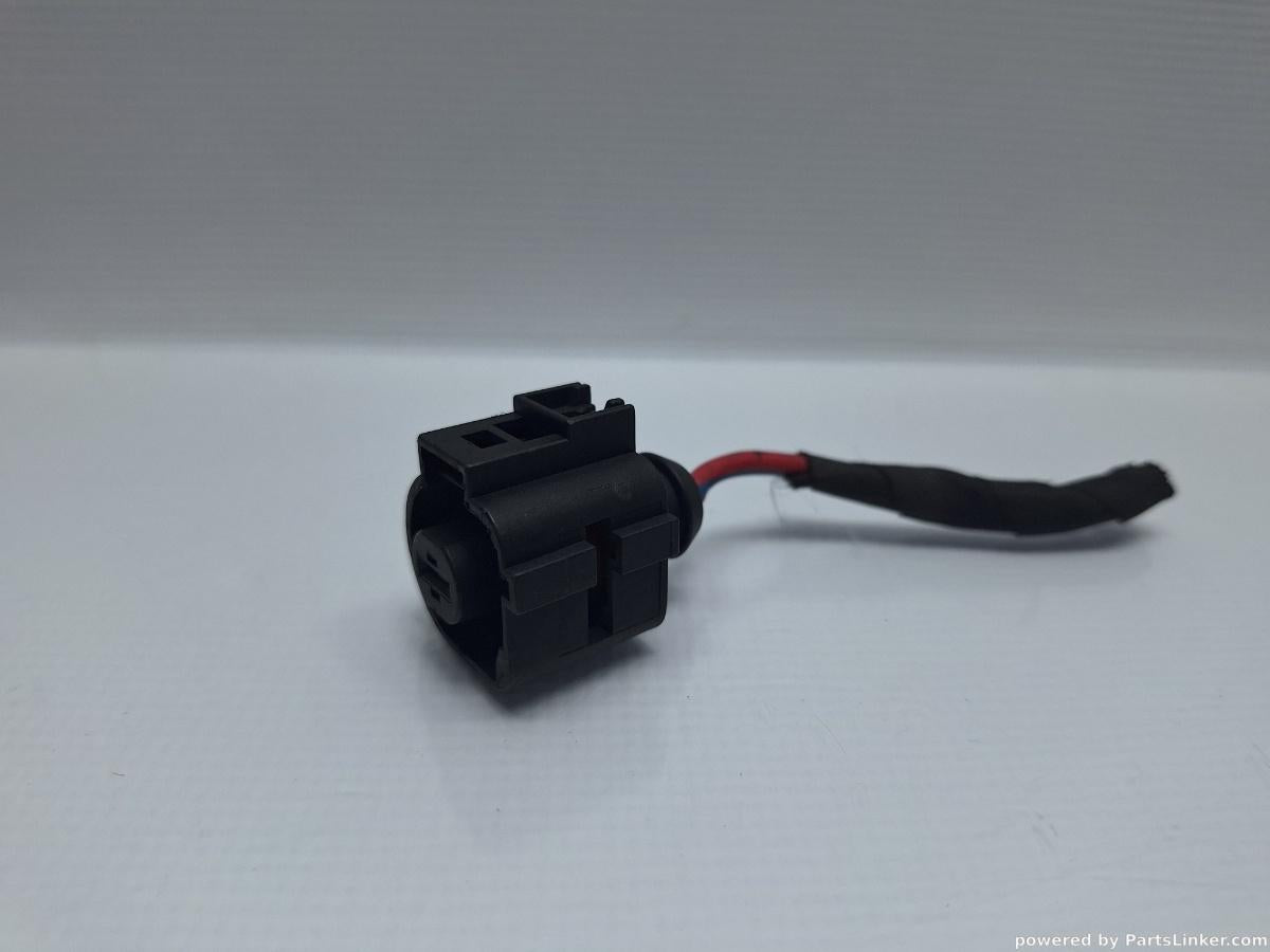 Conector bobina electromotor VOLKSWAGEN PASSAT Variant (3C5) [ 2005 - 2011 ] TDI (CBDC) 81KW|110HP OEM 1K0973751