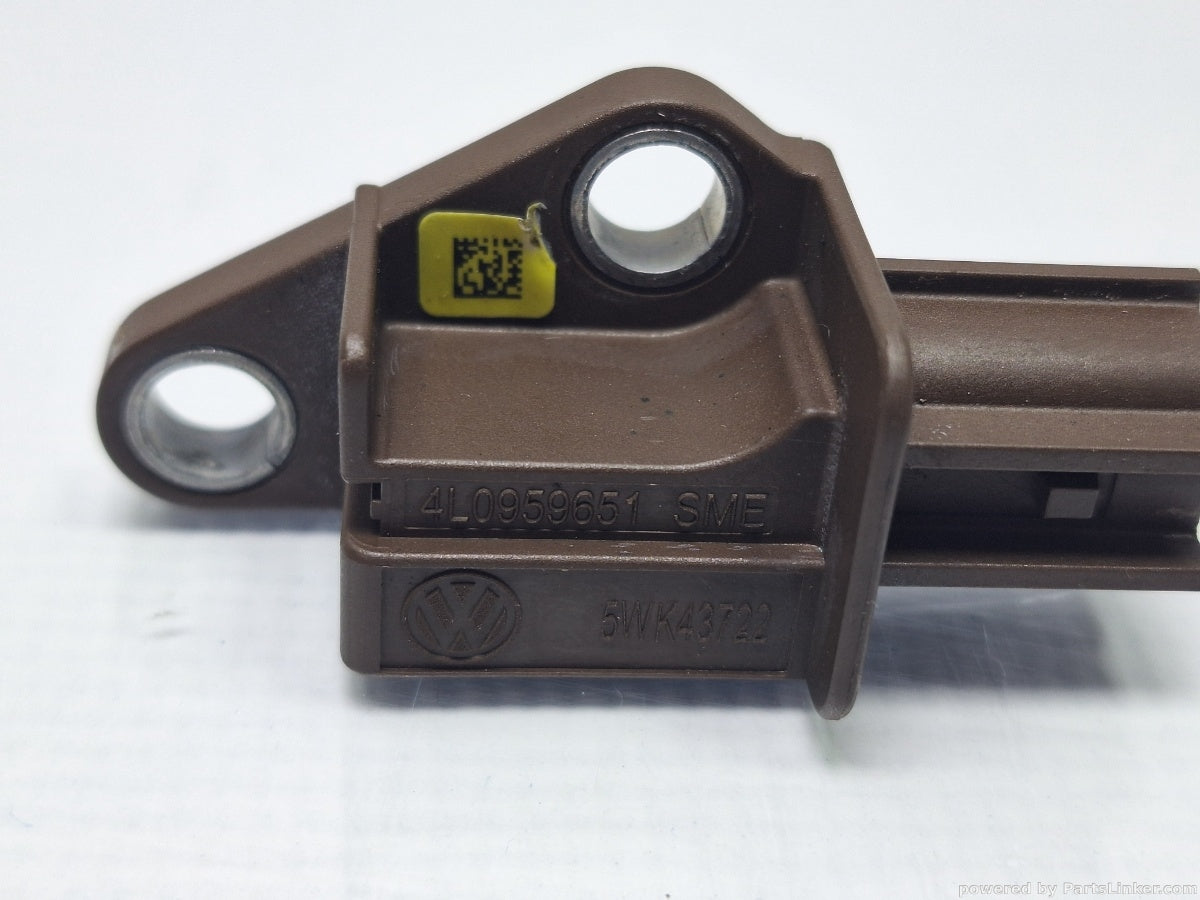 Senzor impact airbag AUDI A6 III Avant (4F5, C6) [ 2005 - 2011 ] TDI (BLB, BRE) 103KW|140HP 4L0959651