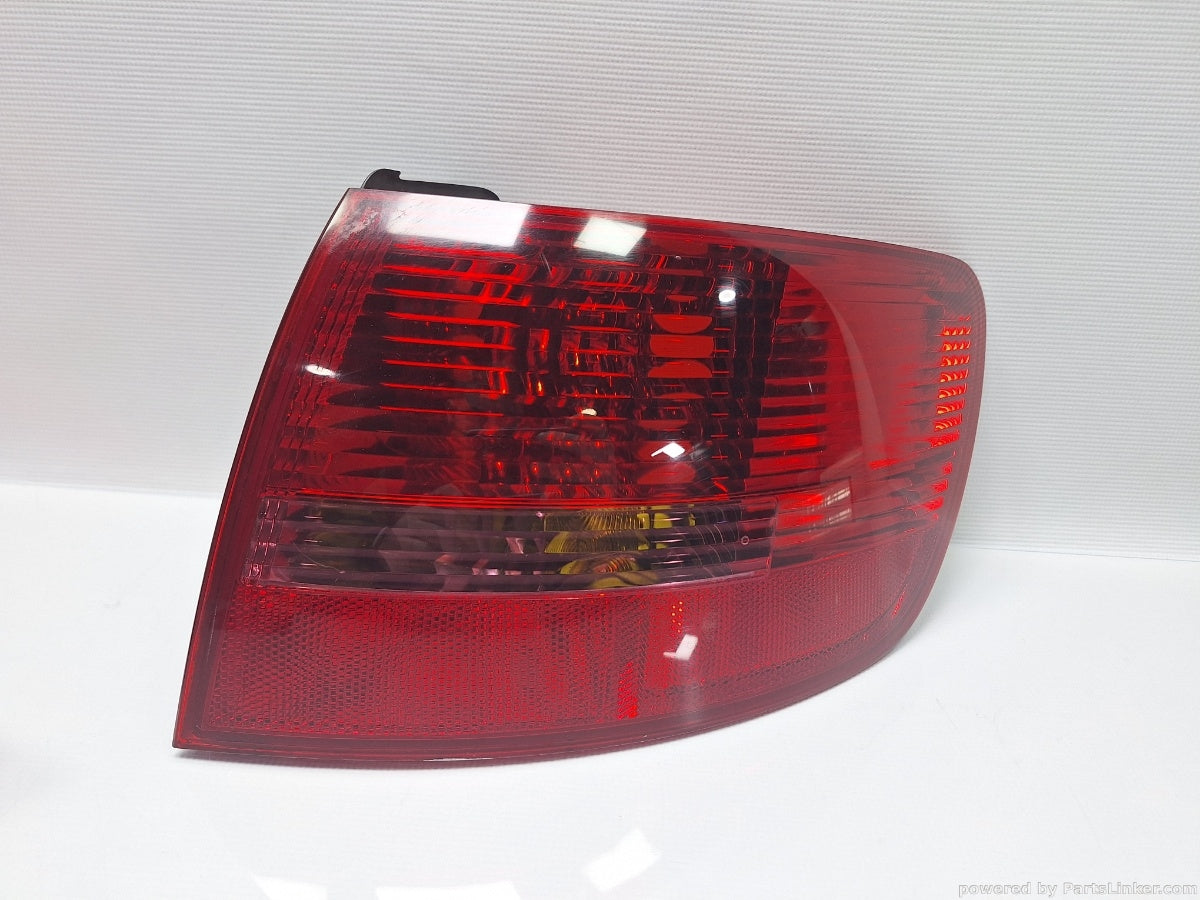 Stop aripa dreapta AUDI A6 III Avant (4F5, C6) [ 2005 - 2011 ] TDI (BLB, BRE) 103KW|140HP Valeo 89036920