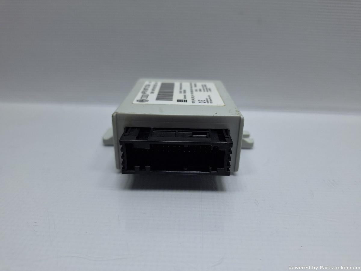 Senzor presiune roti AUDI A6 III Avant (4F5, C6) [ 2005 - 2011 ] TDI (BLB, BRE) 103KW|140HP OEM 4F0907273A