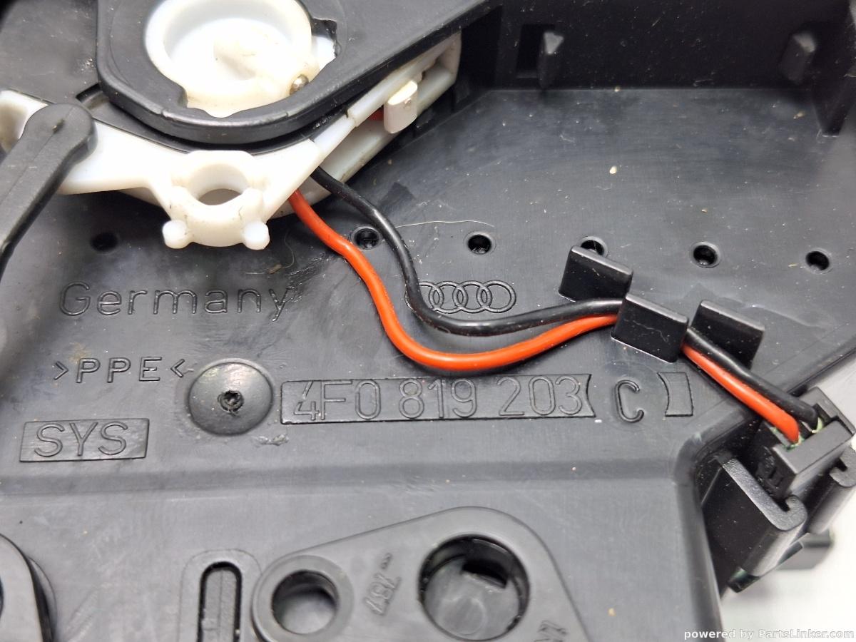 Grila ventilatie pasageri AUDI A6 III Avant (4F5, C6) [ 2005 - 2011 ] TDI (BLB, BRE) 103KW|140HP OEM 4F0819203C