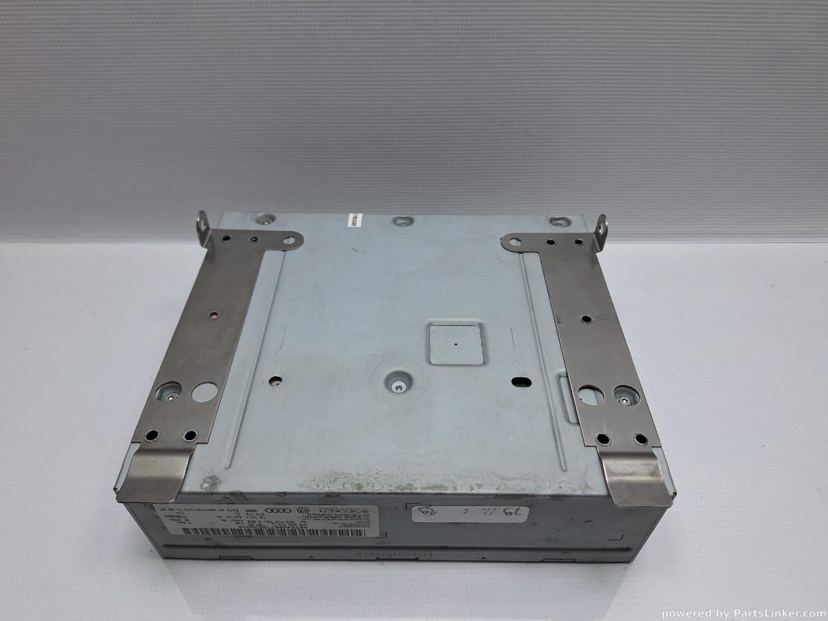 Modul control radio AUDI A6 III Avant (4F5, C6) [ 2005 - 2011 ] TDI (BLB, BRE) 103KW|140HP OEM 4F0035541L / 4E0910541Q