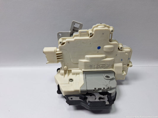 Broasca usa stanga spate AUDI A6 III Avant (4F5, C6) [ 2005 - 2011 ] TDI (BLB, BRE) 103KW|140HP 4F0839015A