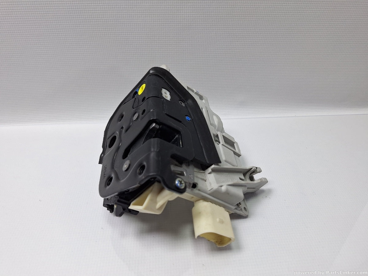 Broasca usa stanga spate AUDI A6 III Avant (4F5, C6) [ 2005 - 2011 ] TDI (BLB, BRE) 103KW|140HP 4F0839015A