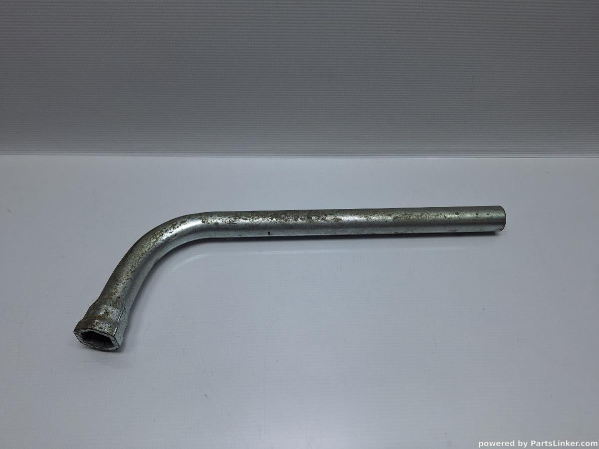Cheie prezoane roti AUDI A6 III Avant (4F5, C6) [ 2005 - 2011 ] TDI (BLB, BRE) 103KW|140HP OEM 8N0012219