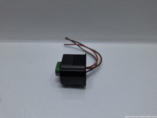 Mufa / conector senzor calitate aer AUDI A6 III Avant (4F5, C6) [ 2005 - 2011 ] TDI (BLB, BRE) 103KW|140HP OEM 4B0972883A