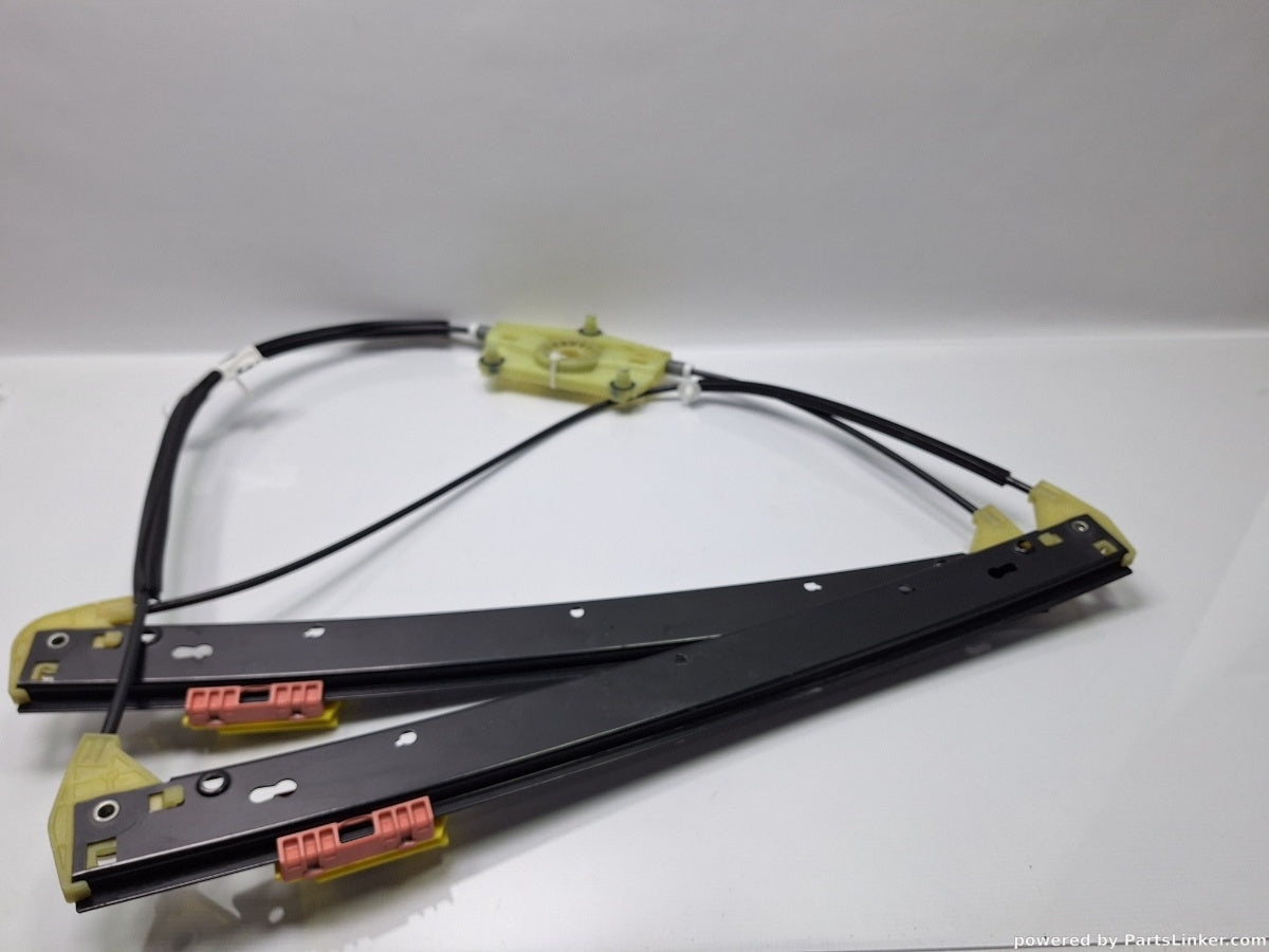 Macara geam stanga fata AUDI A6 III Avant (4F5, C6) [ 2005 - 2011 ] TDI (BLB, BRE) 103KW|140HP 4F0837461