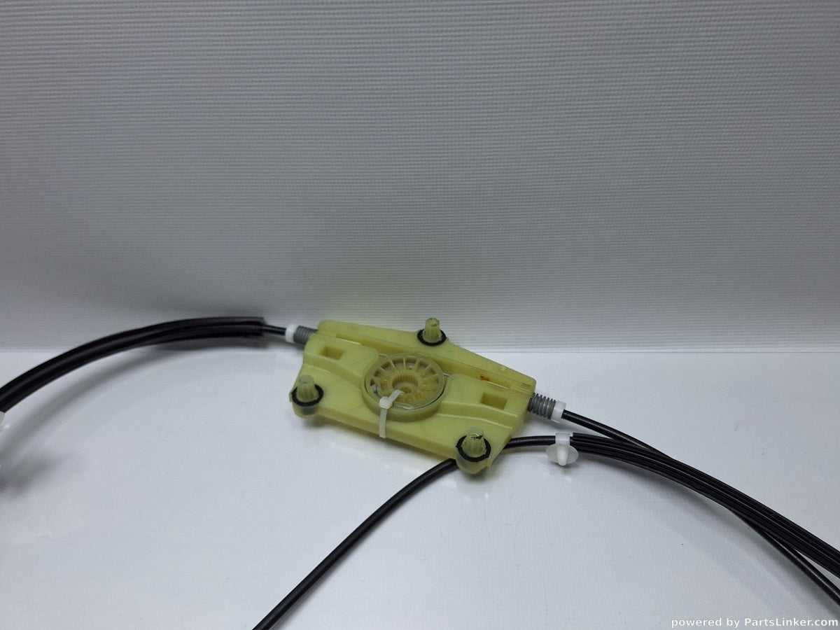 Macara geam stanga fata AUDI A6 III Avant (4F5, C6) [ 2005 - 2011 ] TDI (BLB, BRE) 103KW|140HP 4F0837461