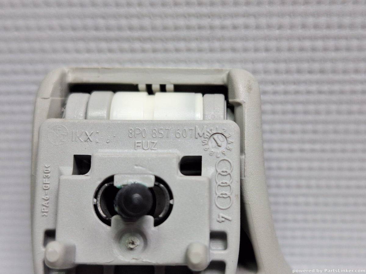 Maner plafon fata AUDI A6 III Avant (4F5, C6) [ 2005 - 2011 ] TDI (BLB, BRE) 103KW|140HP 8P0857607M