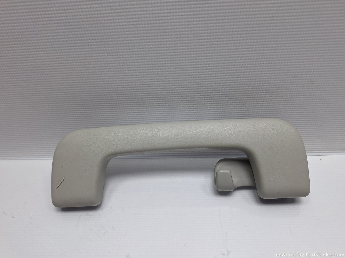 Maner plafon stanga spate AUDI A6 III Avant (4F5, C6) [ 2005 - 2011 ] TDI (BLB, BRE) 103KW|140HP 8P0857607N