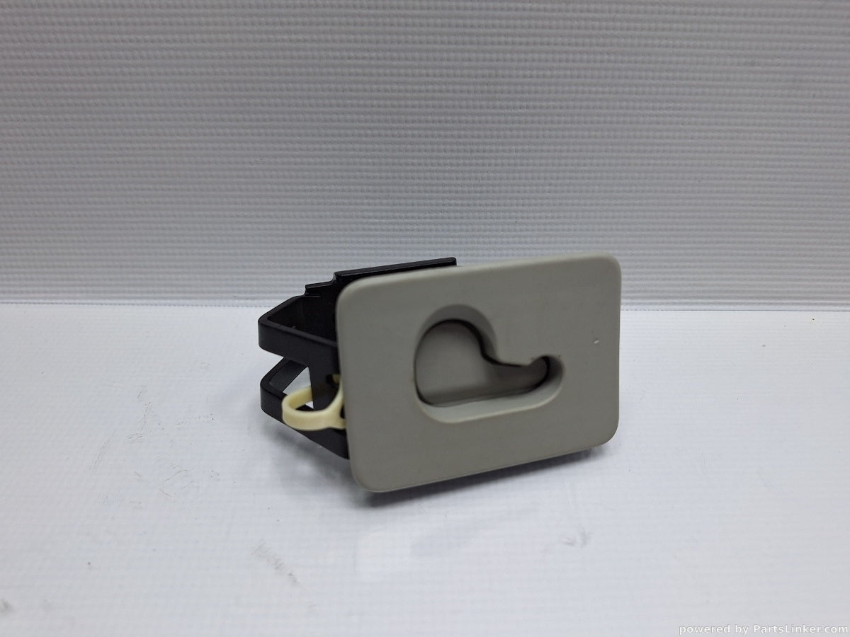 Prindere plafon plasa animale dreapta AUDI A6 III Avant (4F5, C6) [ 2005 - 2011 ] TDI (BLB, BRE) 103KW|140HP 4F9861736B