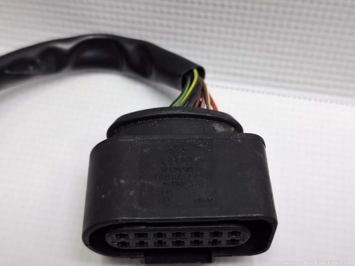 Mufa / conector 14 pini AUDI A6 III Avant (4F5, C6) [ 2005 - 2011 ] TDI (BLB, BRE) 103KW|140HP 6X0973717