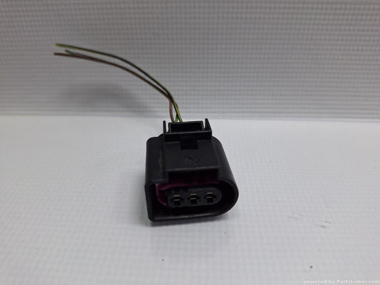 Mufa / conector 3 pini AUDI A6 III Avant (4F5, C6) [ 2005 - 2011 ] TDI (BLB, BRE) 103KW|140HP 4D0971993