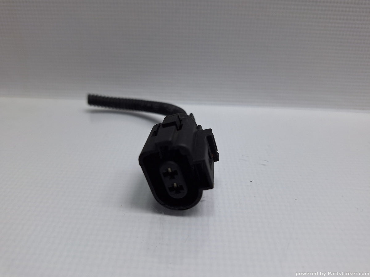 Mufa / conector 2 pini AUDI A6 III Avant (4F5, C6) [ 2005 - 2011 ] TDI (BLB, BRE) 103KW|140HP 6X0973722G