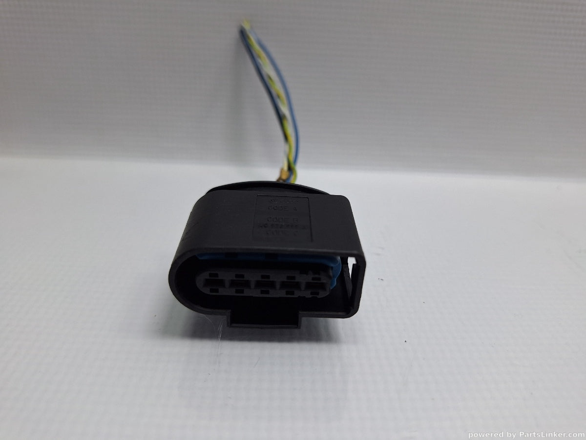 Mufa / conector 5 pini AUDI A6 III Avant (4F5, C6) [ 2005 - 2011 ] TDI (BLB, BRE) 103KW|140HP 1J0973999A
