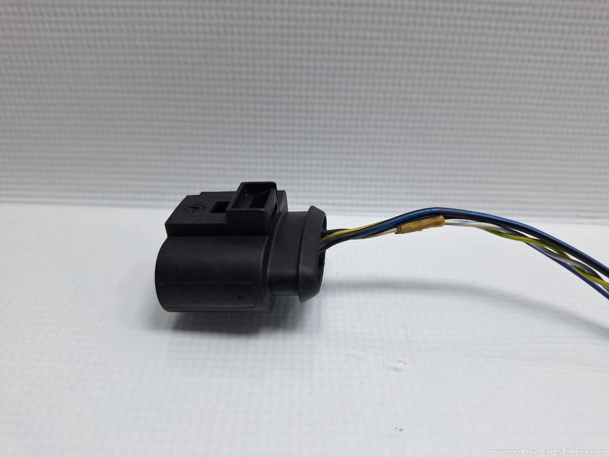 Mufa / conector 5 pini AUDI A6 III Avant (4F5, C6) [ 2005 - 2011 ] TDI (BLB, BRE) 103KW|140HP 1J0973999A