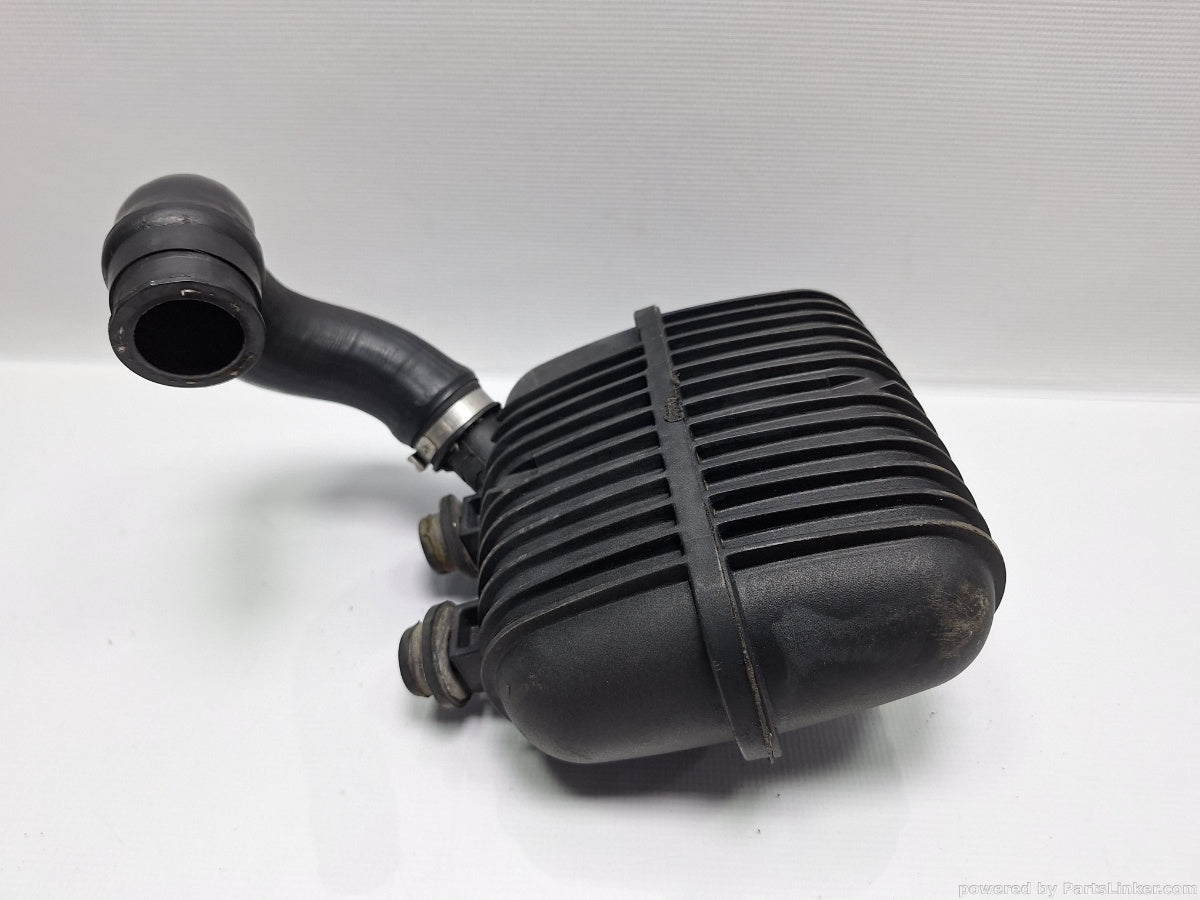 Rezervor vacuum AUDI A6 III Avant (4F5, C6) [ 2005 - 2011 ] TDI (BLB, BRE) 103KW|140HP 8E0129955B