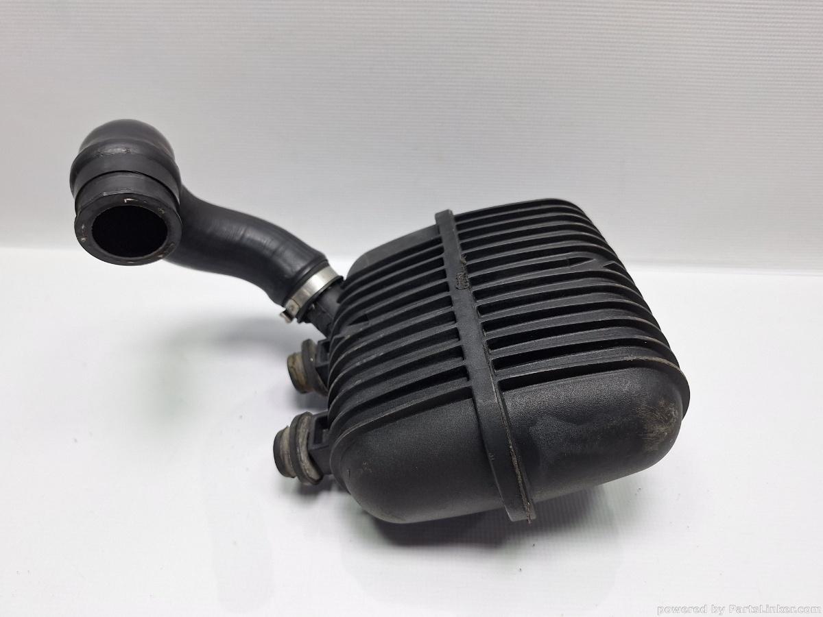 Rezervor vacuum AUDI A6 III Avant (4F5, C6) [ 2005 - 2011 ] TDI (BLB, BRE) 103KW|140HP OEM 8E0129955B