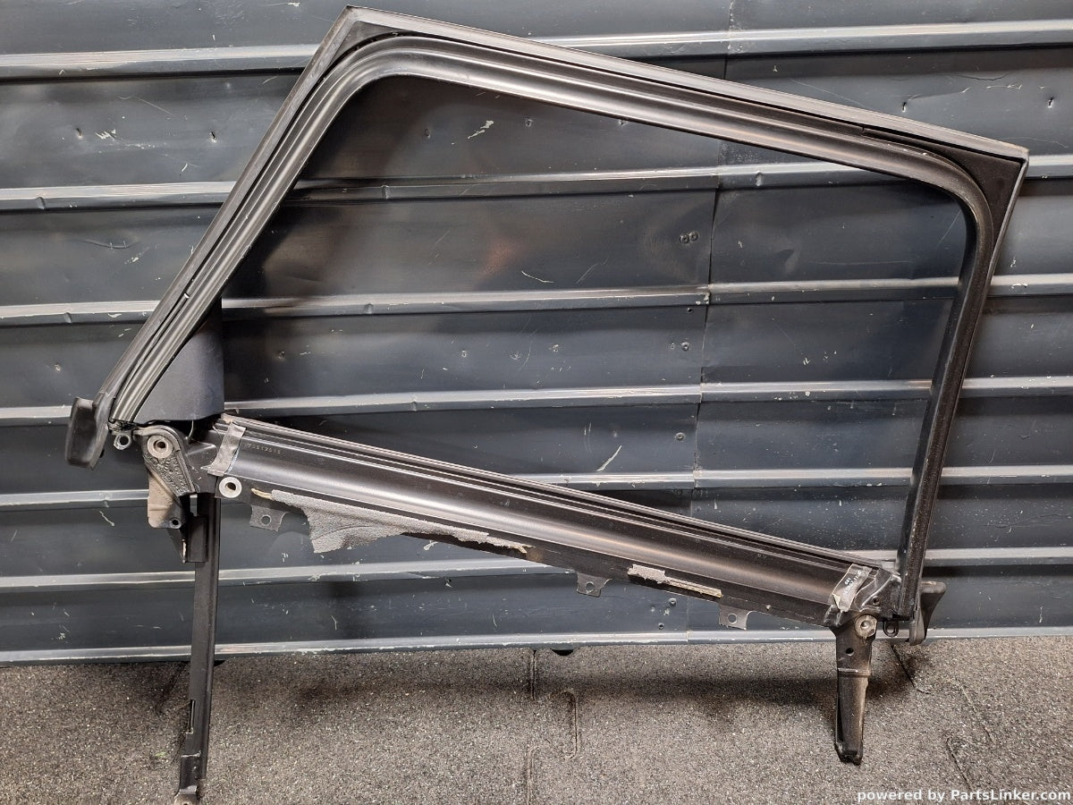 Rama geam usa stanga spate AUDI A6 III Avant (4F5, C6) [ 2005 - 2011 ] TDI (BLB, BRE) 103KW|140HP 4F9839629D