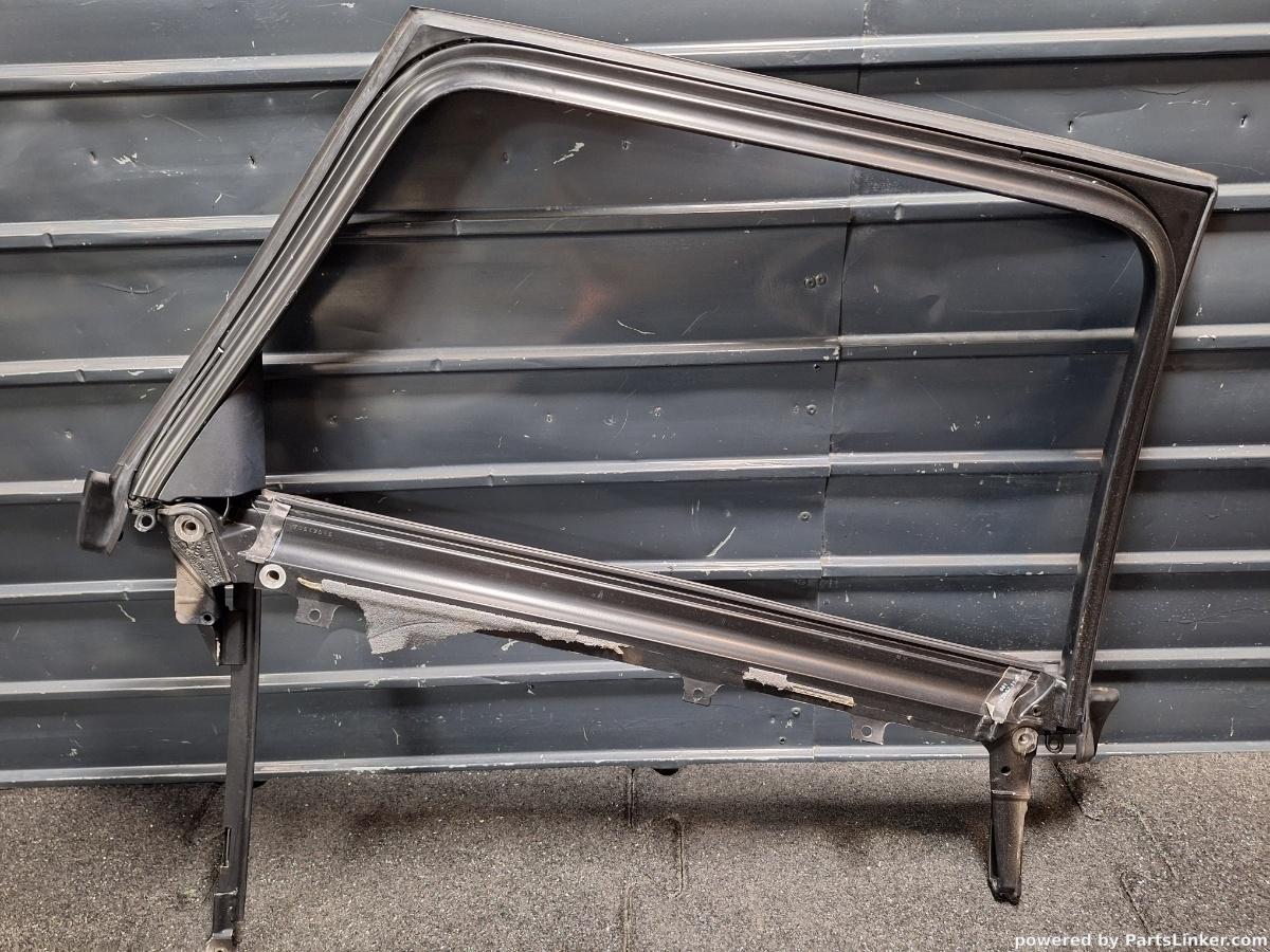 Rama geam usa stanga spate AUDI A6 III Avant (4F5, C6) [ 2005 - 2011 ] TDI (BLB, BRE) 103KW|140HP OEM 4F9839629D